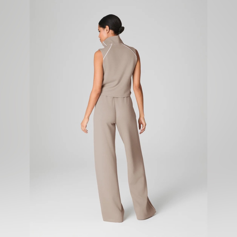 NWT SPANX Airpique Tan Jumpsuit Size Small - Picture 2 of 13